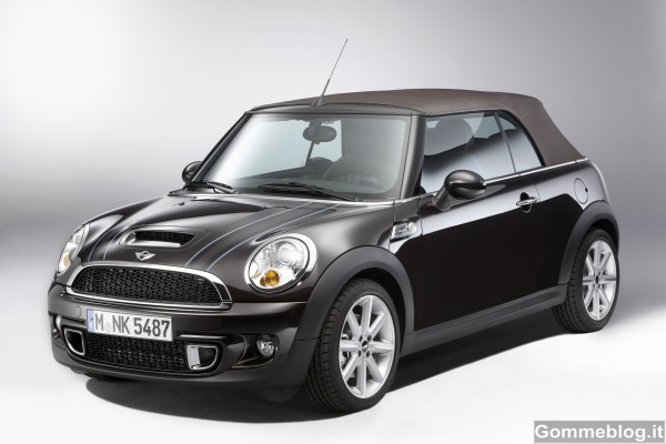 MINI Cabrio Highgate: aperta e dall’aria esclusiva 13