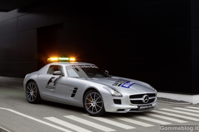 Formula 1: Performance e Tecnica delle Mercedes AMG Safety Car e Medical Car F1 2