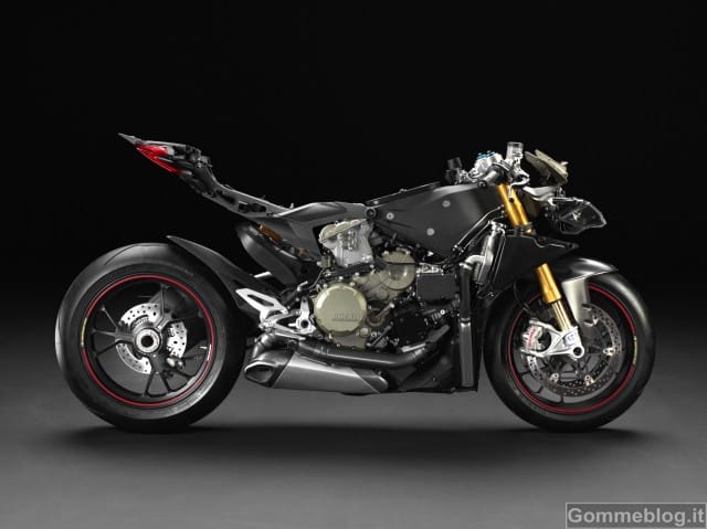 Ducati 1199 Panigale NAKED: le prime immagini ‘‘senza veli’’