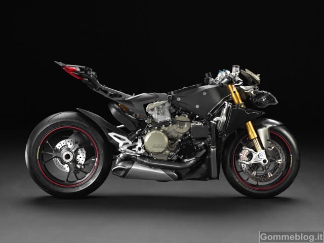 Ducati 1199 Panigale NAKED: le prime immagini '‘senza veli'’ 11