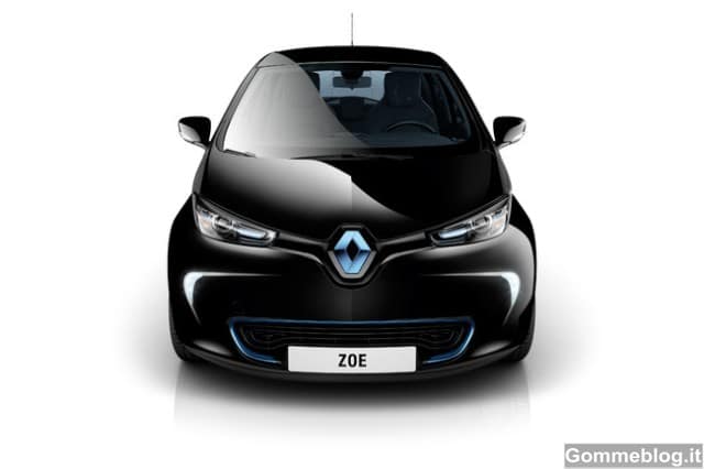 Renault ZOE: auto 100% elettrica a grande autonomia ma a basso costo 9