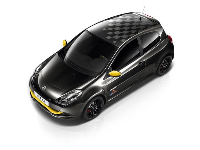 Renault Clio RS Red Bull Racing RB7: in città come in F1