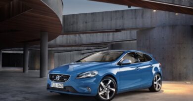 Volvo V40 R Design 7