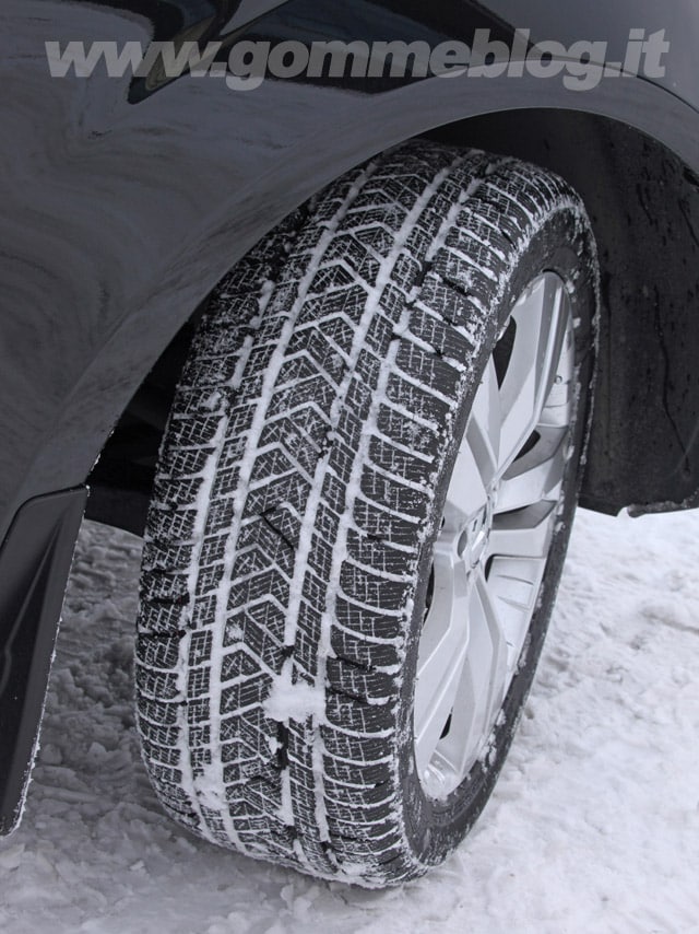 Pirelli Scorpion Winter promossi dal TUV nei Test Pneumatici Invernali 3