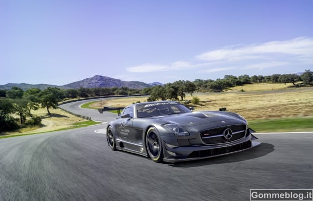 Mercedes SLS AMG GT3 “45th ANNIVERSARY”: per veri Collezionisti