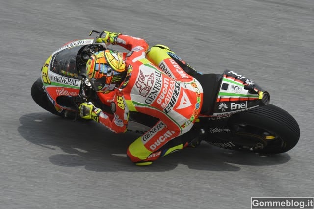 MotoGp Malesia: Rossi migliora sul passo, Hayden ottiene la 3° fila 7