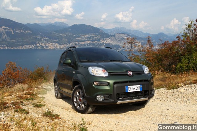 Nuova Fiat Panda 4x4 2