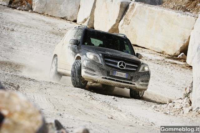 Mercedes GLK Fuoristrada Cave di Marmo di Carrara [FOTO] 1