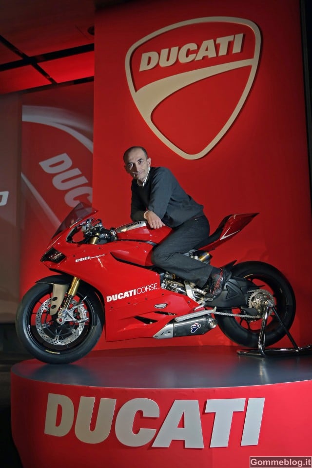 Ducati: a EICMA le novità della gamma 2013 12