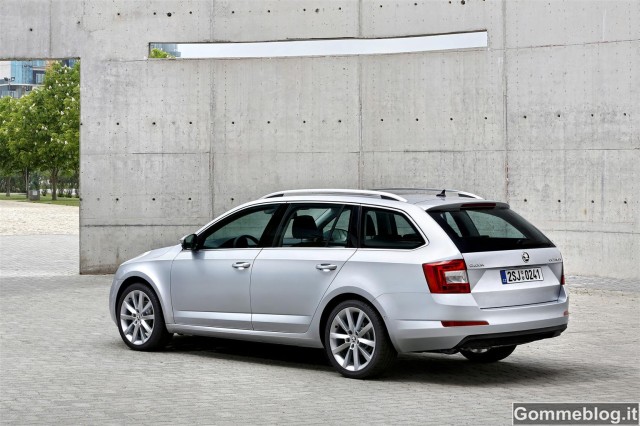 Nuova Skoda Octavia Wagon 0