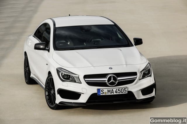 Mercedes CLA 45 AMG: quando il design incontra la Driving Performance 2