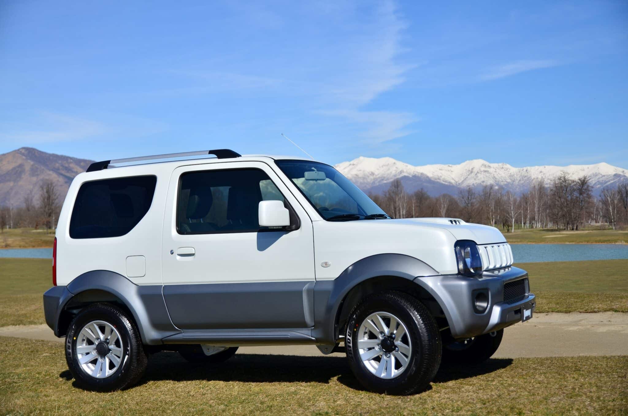 Suzuki presenta Ambition , la nuova versione limitata di Jimny 6