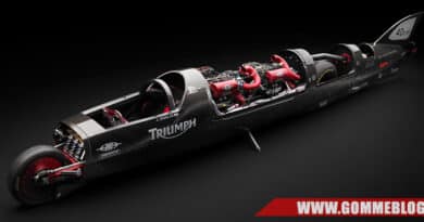 Triumph Castrol Rocket