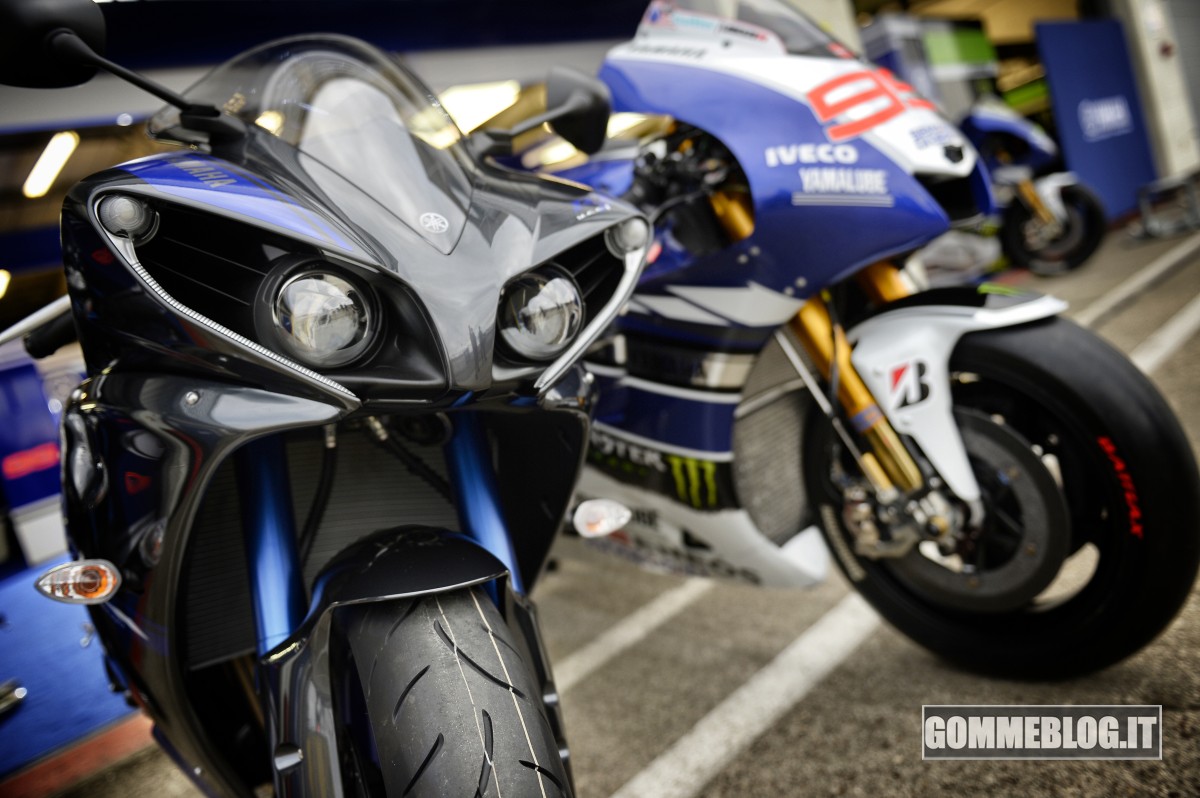 Nuove Yamaha YZF R1 e R6 Race Blu M.Y. 2014 4