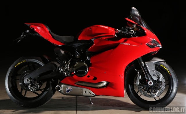 Pirelli Diablo Rosso Corsa: : Gomme Moto per la nuova Ducati 899 Panigale 3