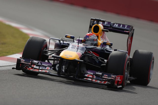 Formula 1: in India Vettel in Pole con Record della Pista 15