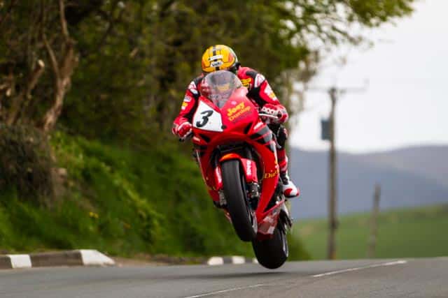 Isle of Man TT 2014: Dunlop Partner ufficiale del TT all’Isola di Man 3