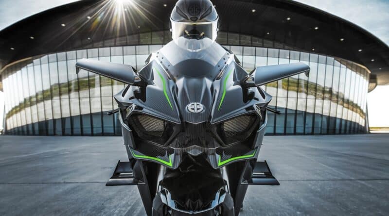 Kawasaki H2R 53