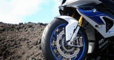 Metzeler Racetec RR 142