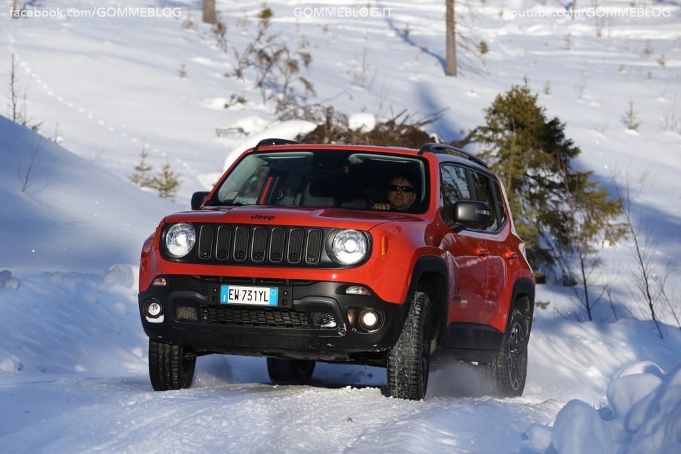 Jeep Renegade Sport TEST DRIVE NEVE e GHIACCIO 2