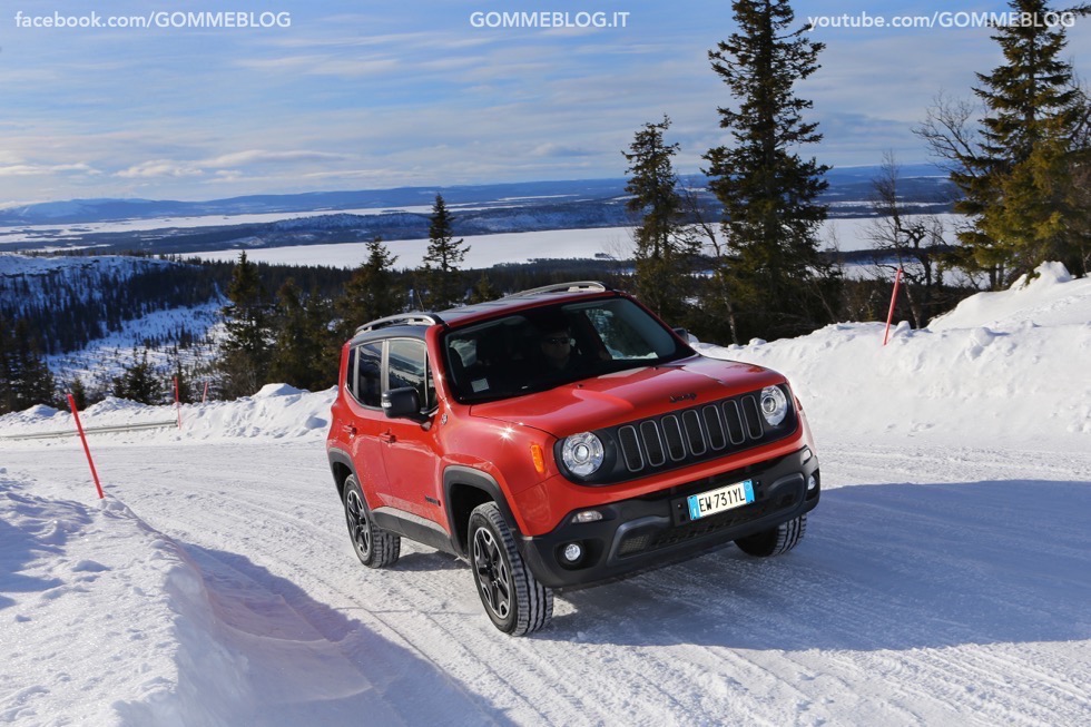 Jeep Renegade Sport TEST DRIVE NEVE e GHIACCIO 4