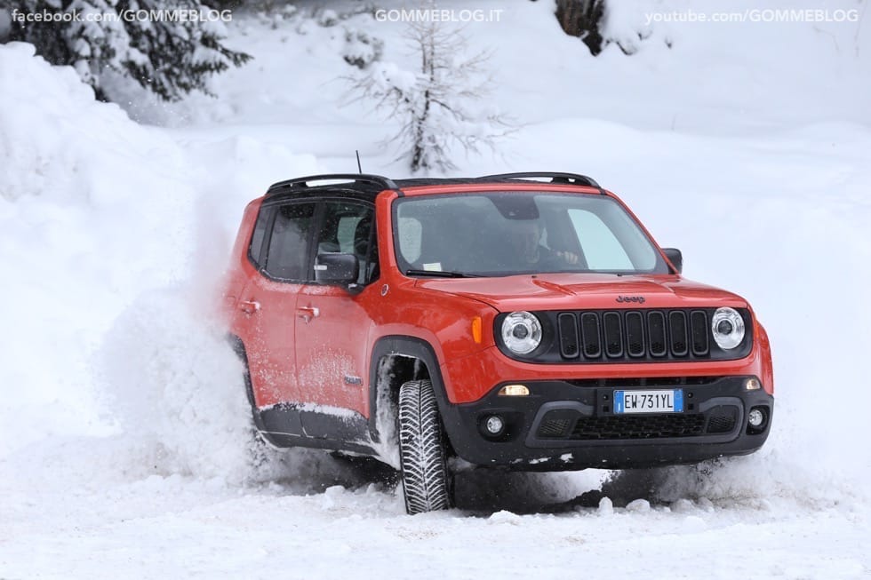 Jeep Renegade Sport TEST DRIVE NEVE e GHIACCIO 9