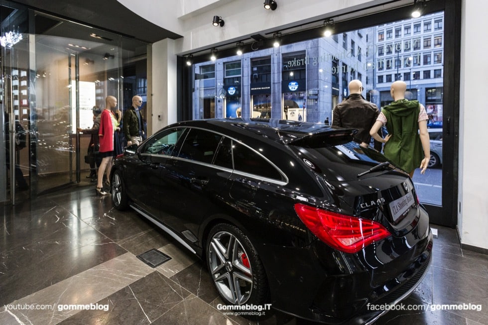 Mercedes-AMG CLA 45 Shooting Brake: Anteprima italiana a Milano 7