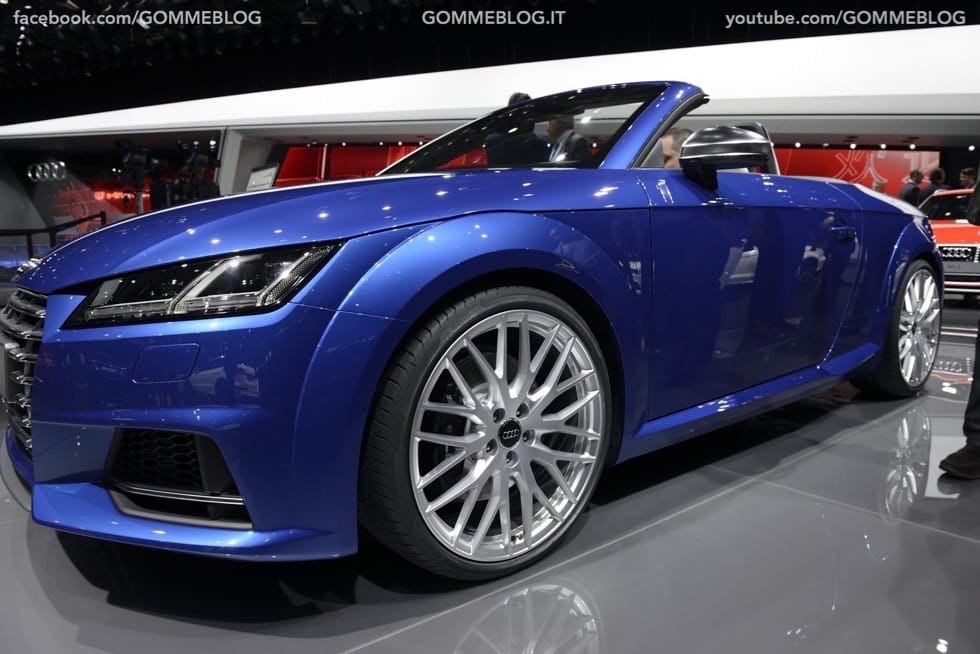 Supercar e Pirelli Salone di Ginevra 2015 [GALLERIA IMMAGINI] 40