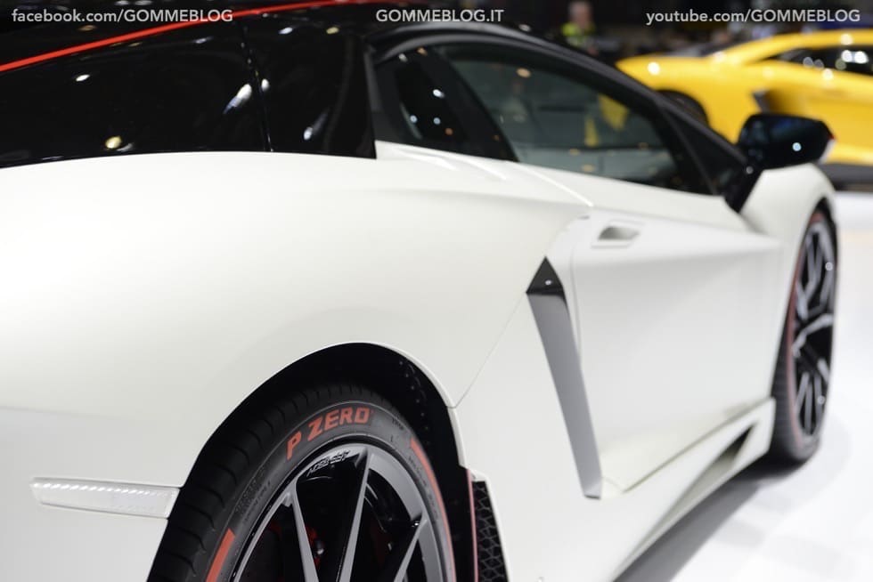 Supercar e Pirelli Salone di Ginevra 2015 [GALLERIA IMMAGINI] 9