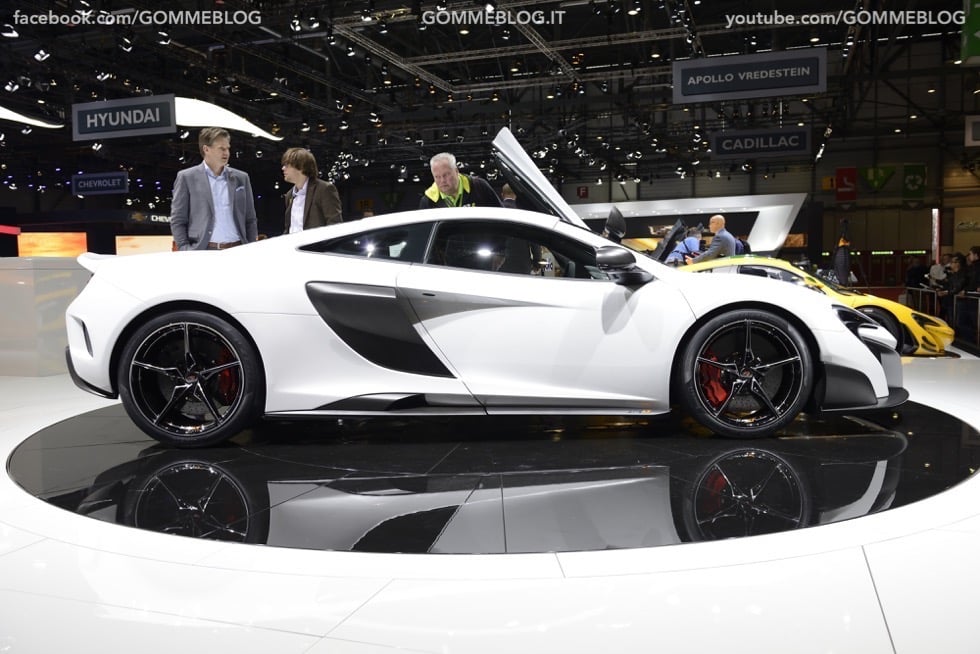 Supercar e Pirelli Salone di Ginevra 2015 [GALLERIA IMMAGINI] 3