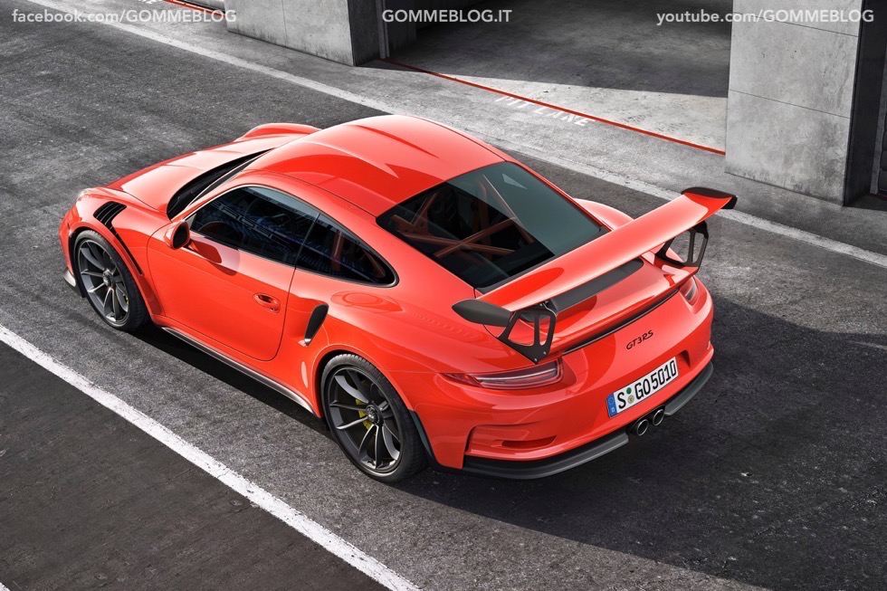 Nuova Porsche 911 GT3 RS: la Regina torna un Pista 2