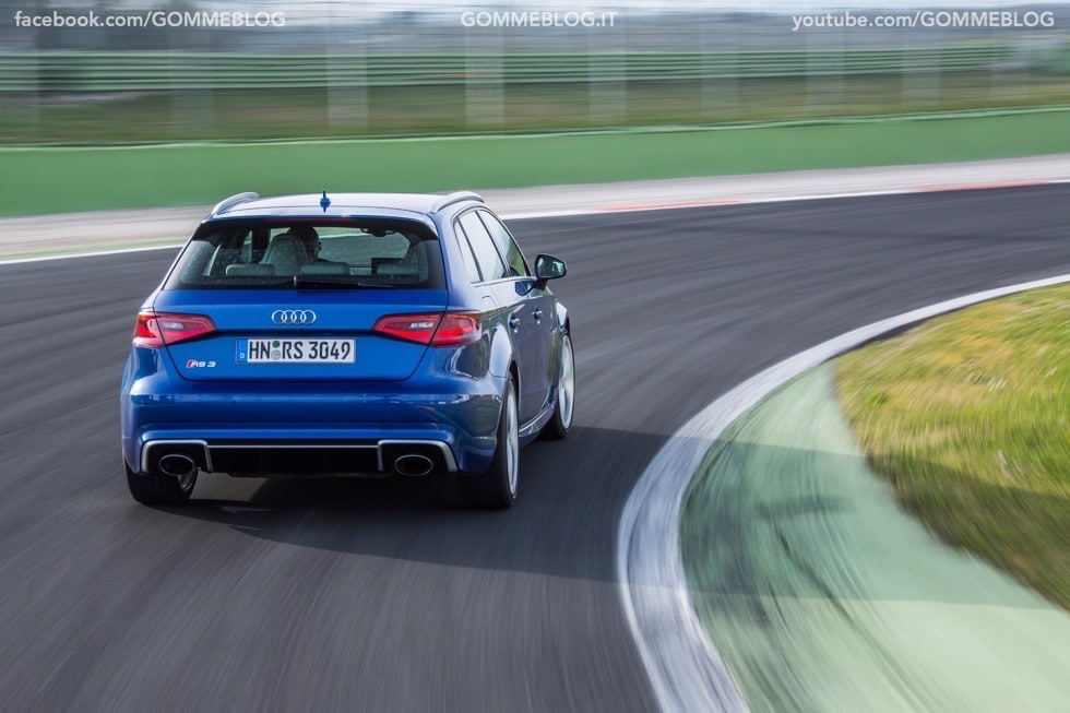 Nuova Audi RS 3 Sportback – Tutte le Caratteristiche [FOTO] [VIDEO] 2