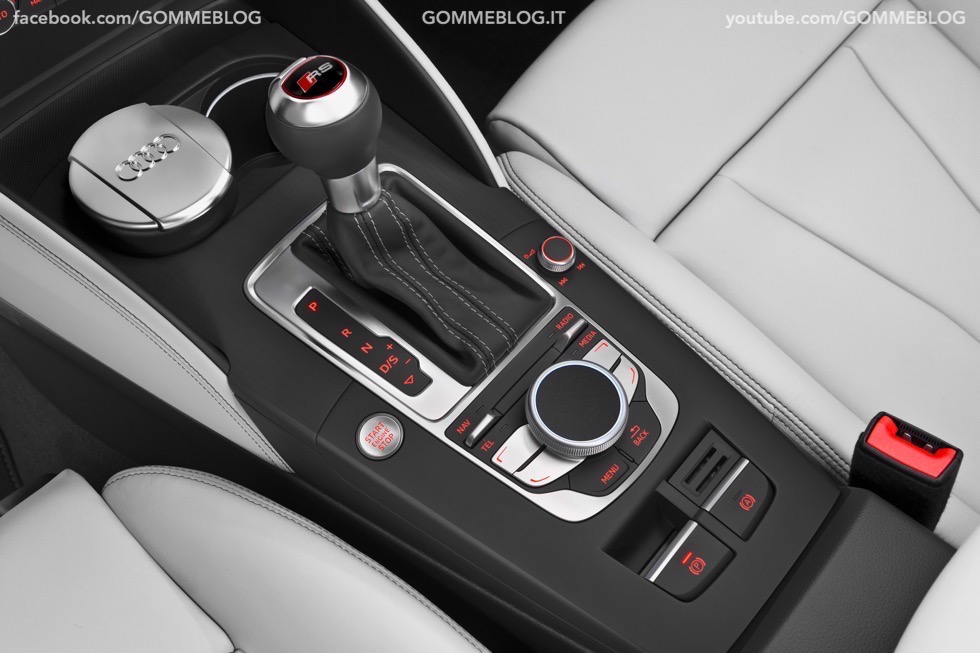 Nuova Audi RS 3 Sportback – La GALLERIA IMMAGINI COMPLETA 29