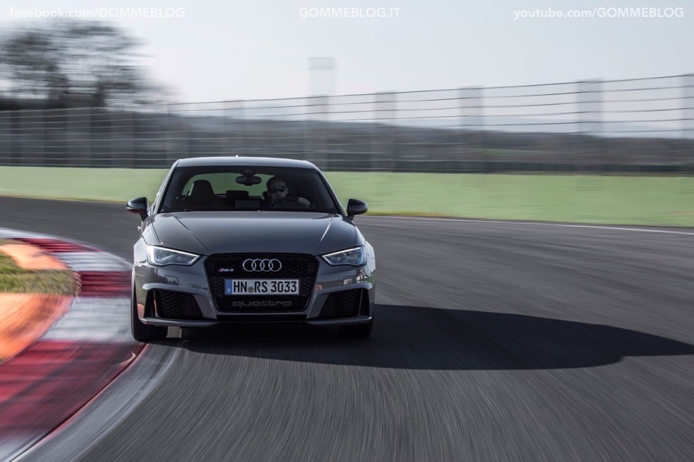 Nuova Audi RS 3 Sportback – Tutte le Caratteristiche [FOTO] [VIDEO] 6