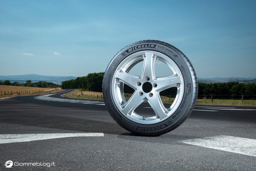 Michelin Pilot Sport 4 11