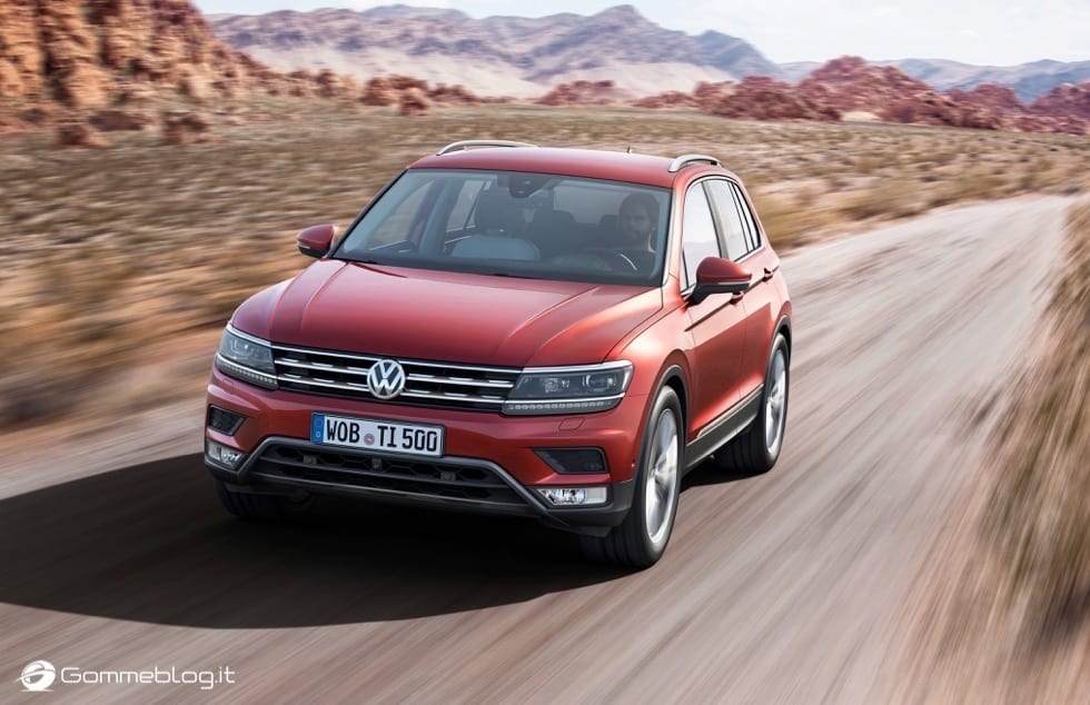 Volkswagen Tiguan 2016: La Galleria Immagini Completa 24