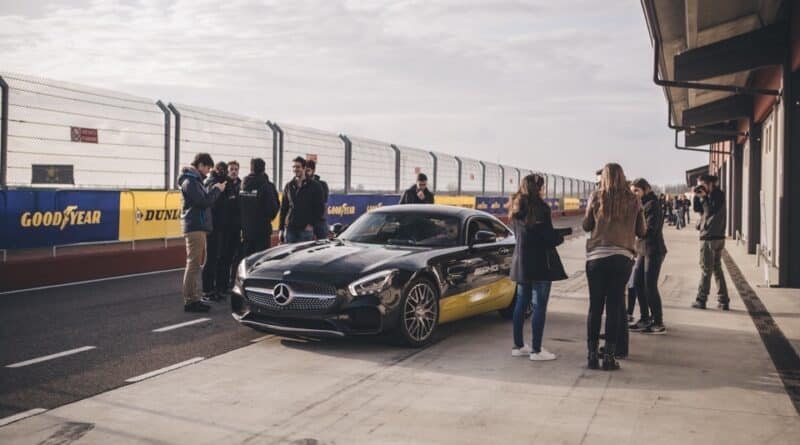 AMG GT Dunlop 13