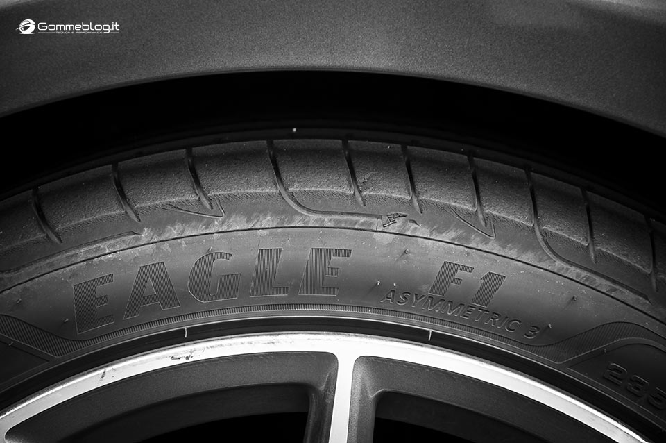 Pneumatici Jaguar XF: Goodyear Eagle F1 Asymmetric 3 per prestazioni massime 4