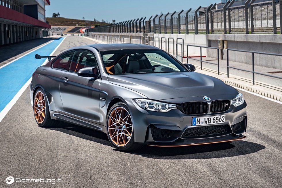 BMW M4 GTS 157