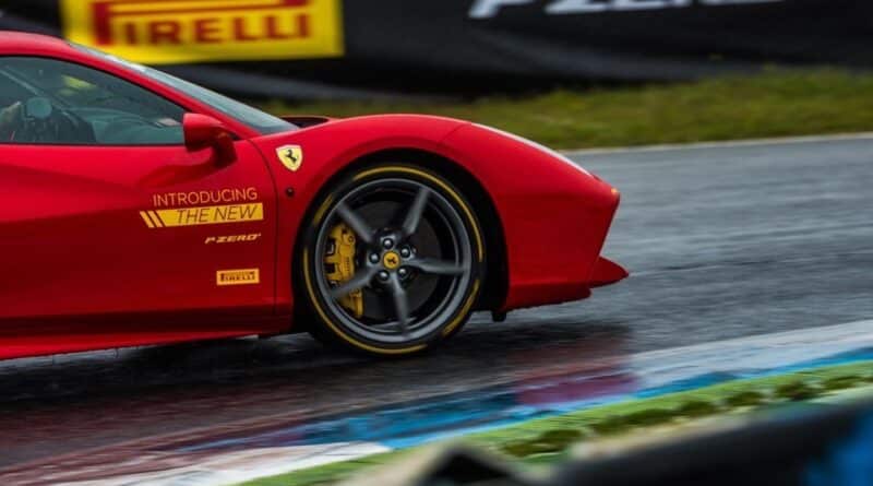 Pirelli PZero 136