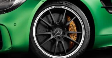 AMG GT R 16