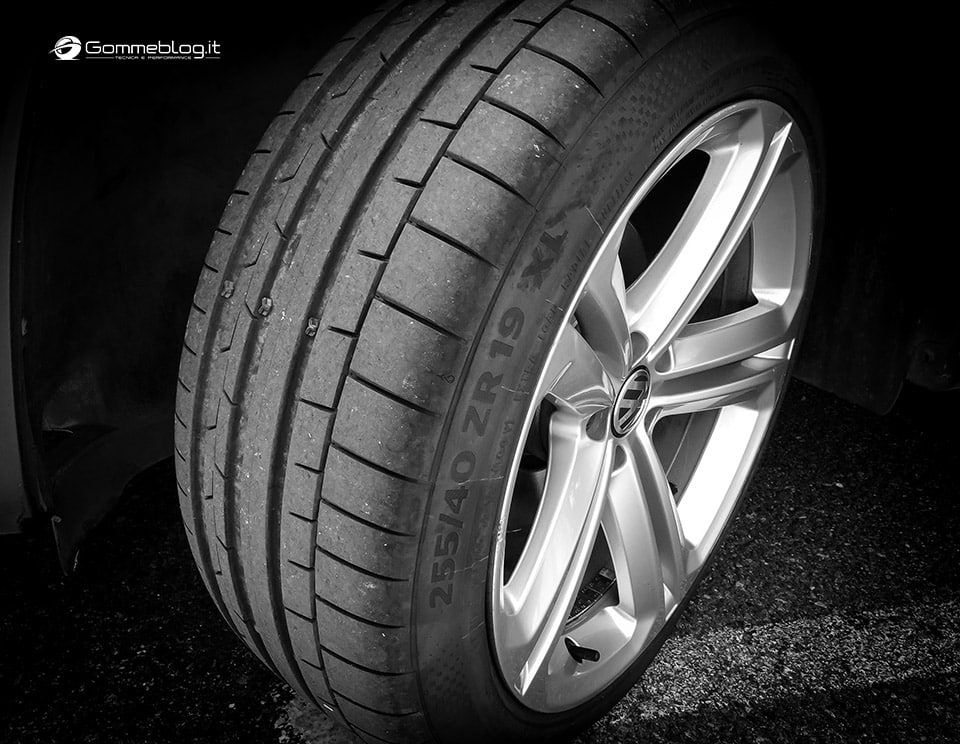 Cosa significa 225/45 R 18 95 H SSR MOE M+S in un Pneumatico? 3