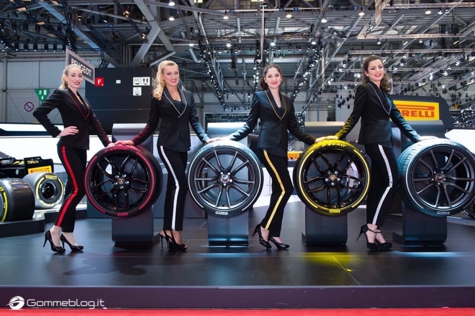 Gomme Pirelli 11