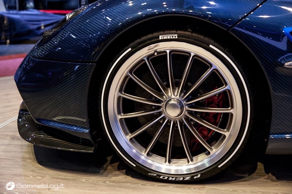 Gomme Pirelli 9