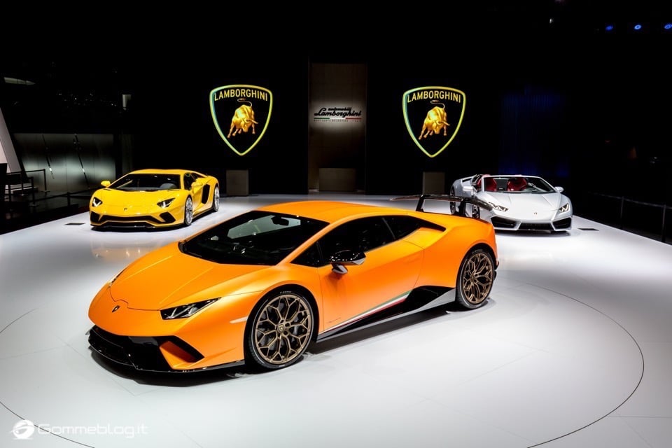 Lamborghini Huracan Performante e Pirelli: Nurburgring Record 11