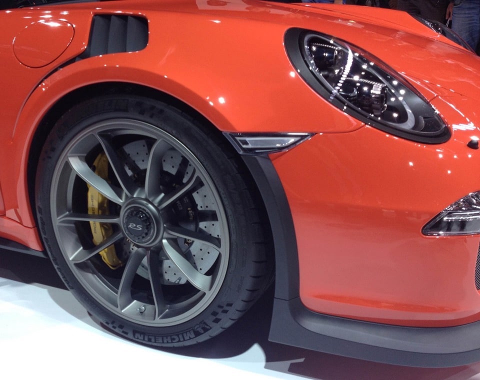 Michelin Pilot Sport Cup 2: Perfezione tra Tecnica e Performance 75