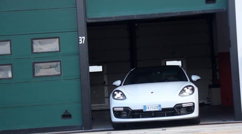 Porsche 911 GTS 140