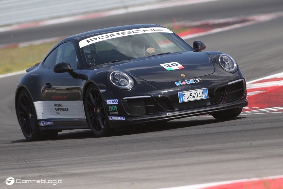Michelin e Porsche: Quando Gomme e Auto raggiungono l’eccellenza 30