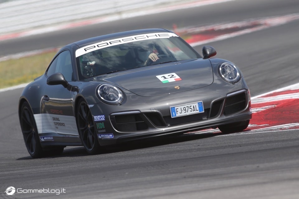 Michelin e Porsche: Quando Gomme e Auto raggiungono l’eccellenza 33