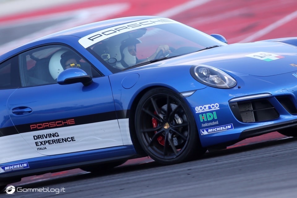 Michelin e Porsche: Quando Gomme e Auto raggiungono l’eccellenza 82